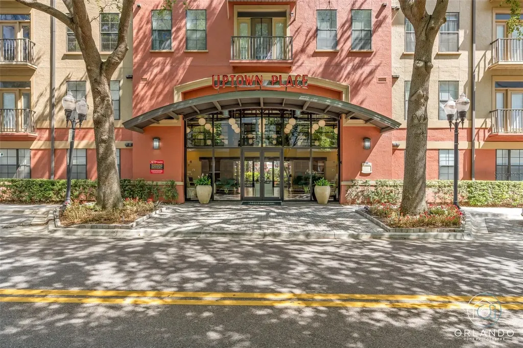 911 N Orange Orlando FL 32801
