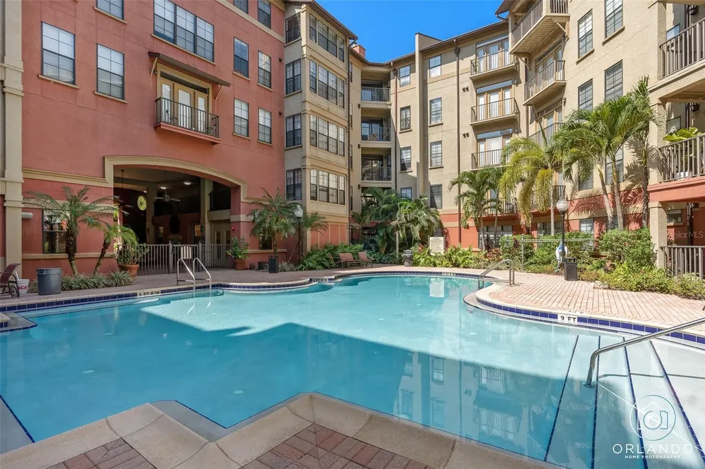 911 N Orange Orlando FL 32801