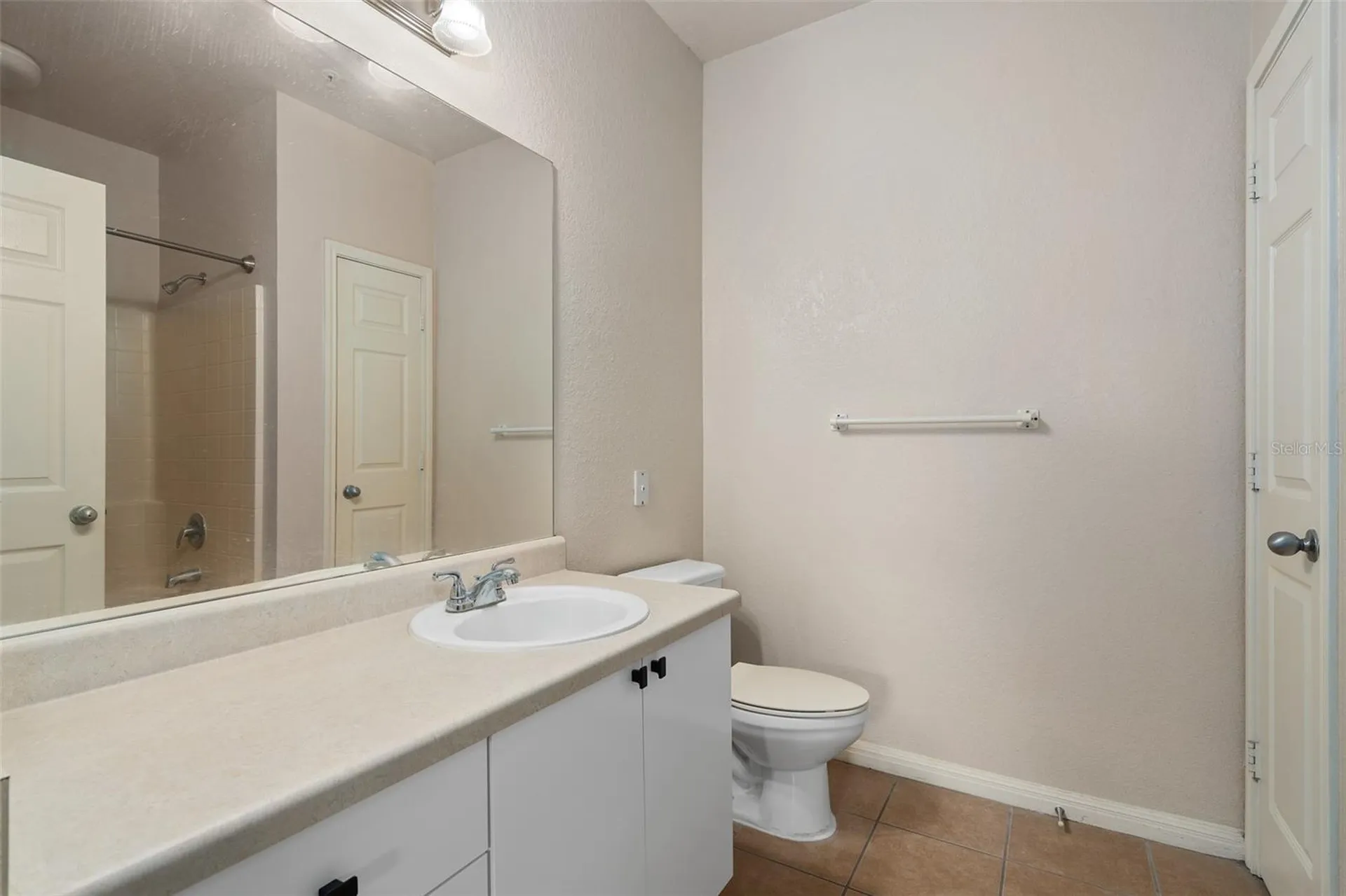 911 N Orange Orlando FL 32801