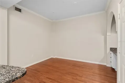 911 N Orange Orlando FL 32801