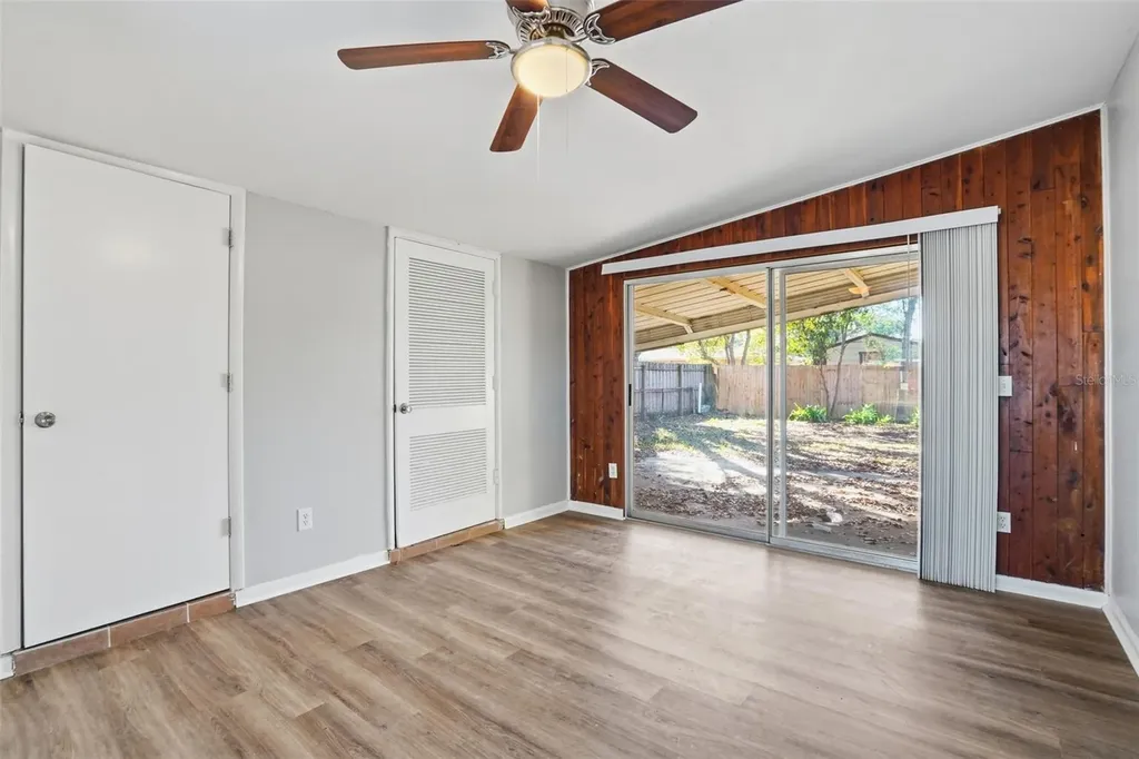 4410 W Wyoming Avenue Tampa FL 33616