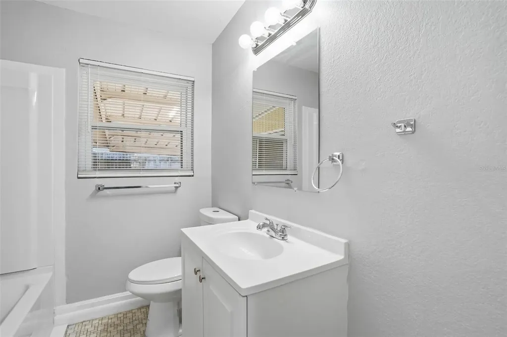 4410 W Wyoming Avenue Tampa FL 33616