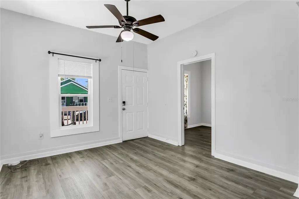 2119 W Spruce Street Tampa FL 33607