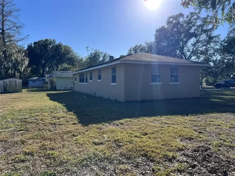 2208 Lake Boulevard Winter Haven FL 33881