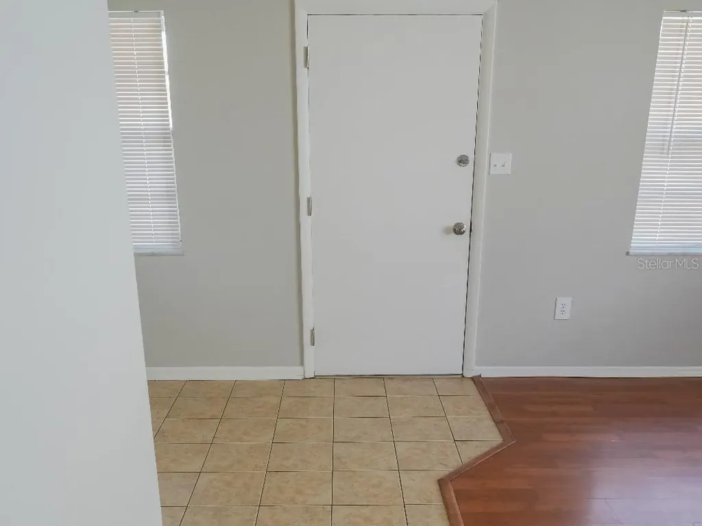 726 Ornelda Street SW Ruskin FL 33570