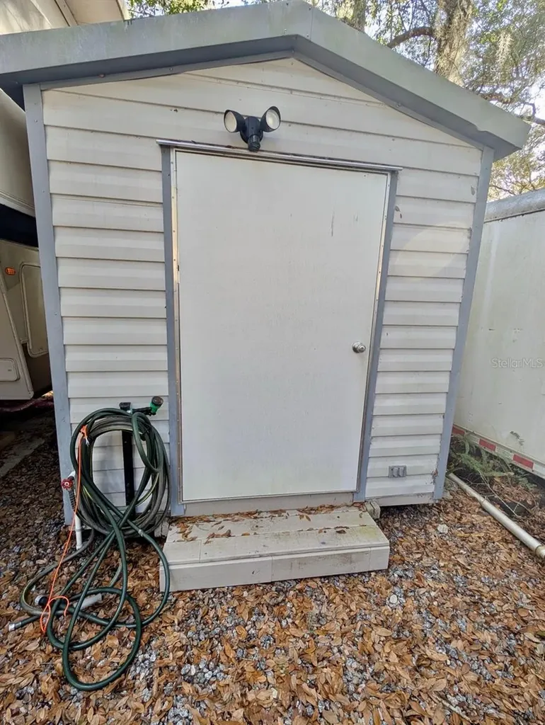 14131 NE 253rd Avenue Road Salt Springs FL 32134