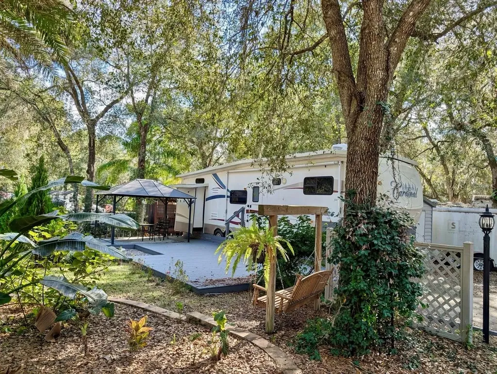 14131 NE 253rd Avenue Road Salt Springs FL 32134