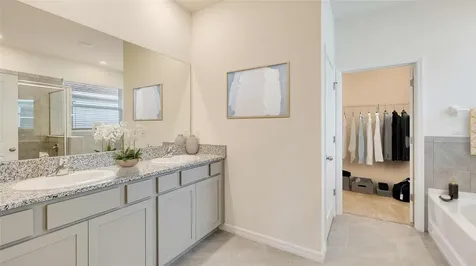 1119 159th Way E Bradenton FL 34212