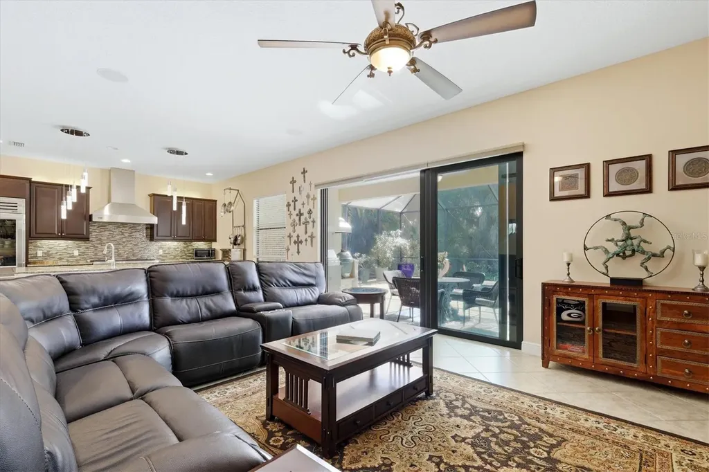 707 Dogwood Run Bradenton FL 34212