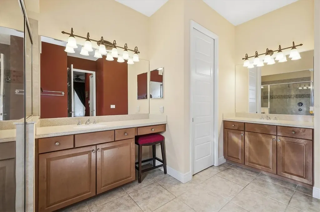 707 Dogwood Run Bradenton FL 34212