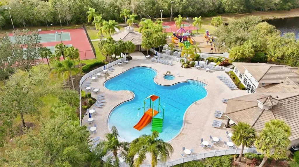 707 Dogwood Run Bradenton FL 34212
