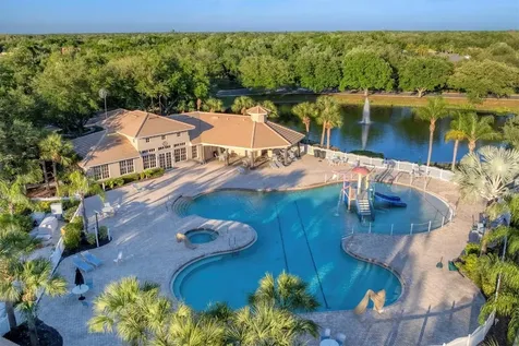 707 Dogwood Run Bradenton FL 34212