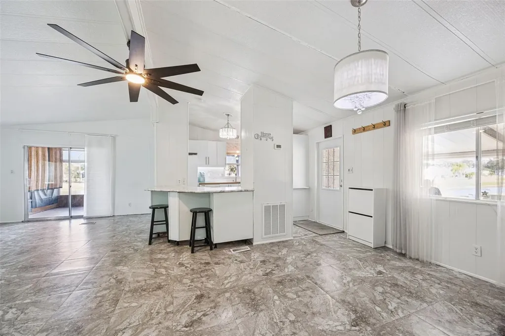 204 Bay Court Kissimmee FL 34758