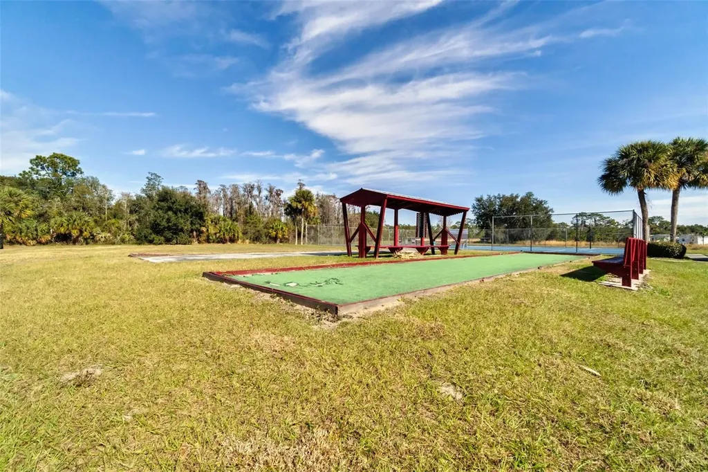 204 Bay Court Kissimmee FL 34758