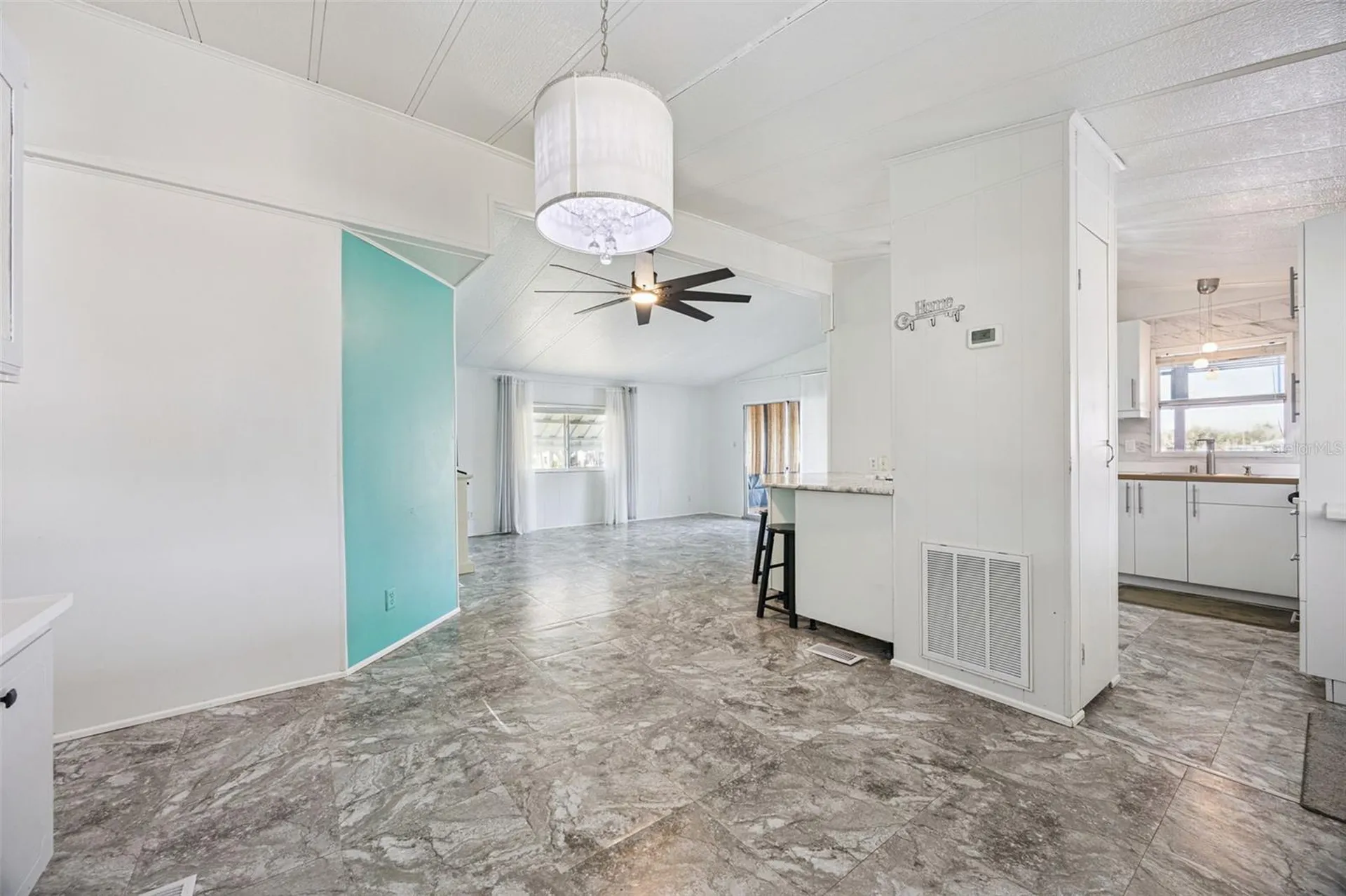 204 Bay Court Kissimmee FL 34758