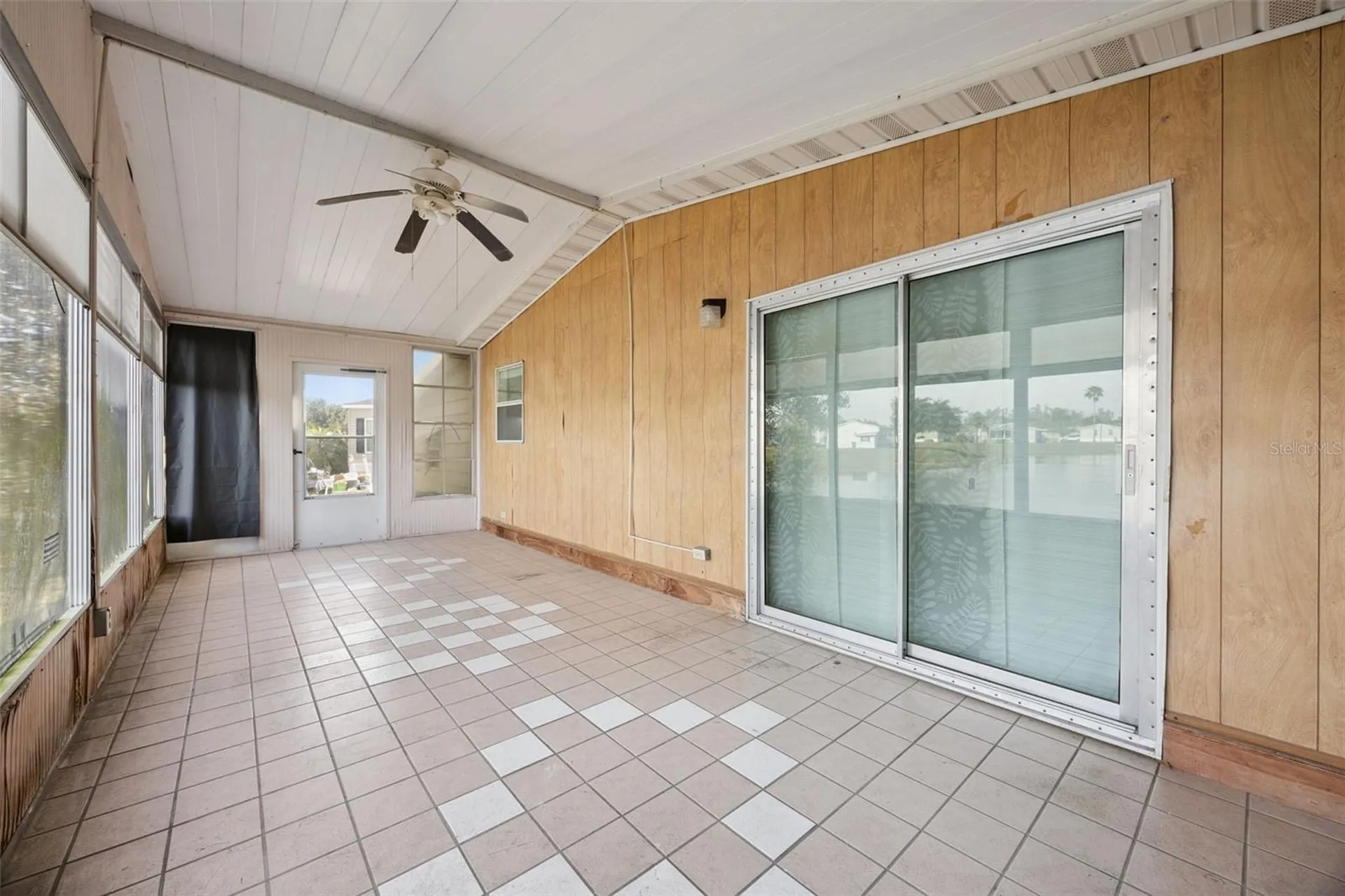 204 Bay Court Kissimmee FL 34758