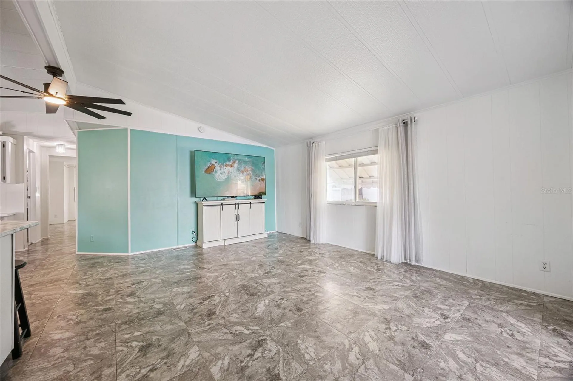 204 Bay Court Kissimmee FL 34758