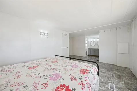 204 Bay Court Kissimmee FL 34758