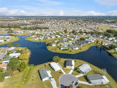 204 Bay Court Kissimmee FL 34758