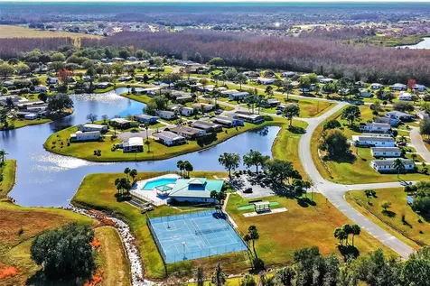 204 Bay Court Kissimmee FL 34758