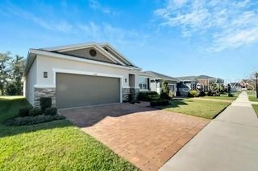 404 Darcy Bluff Place Valrico FL 33594