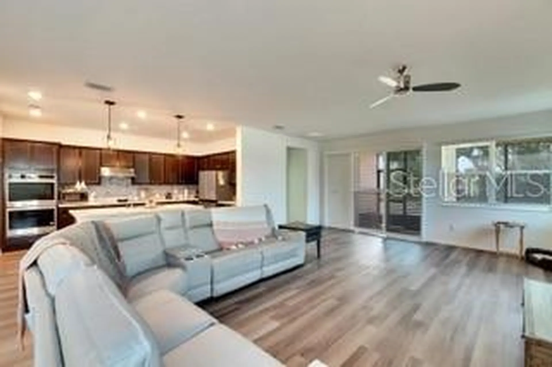 404 Darcy Bluff Place Valrico FL 33594