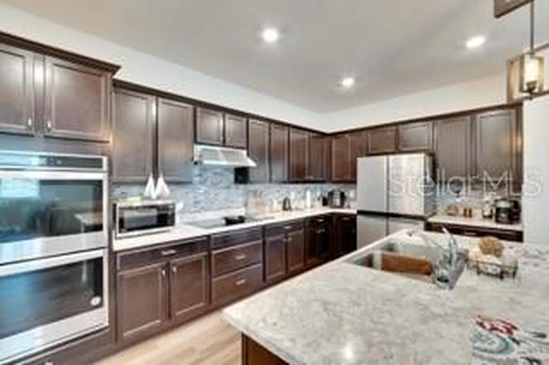 404 Darcy Bluff Place Valrico FL 33594