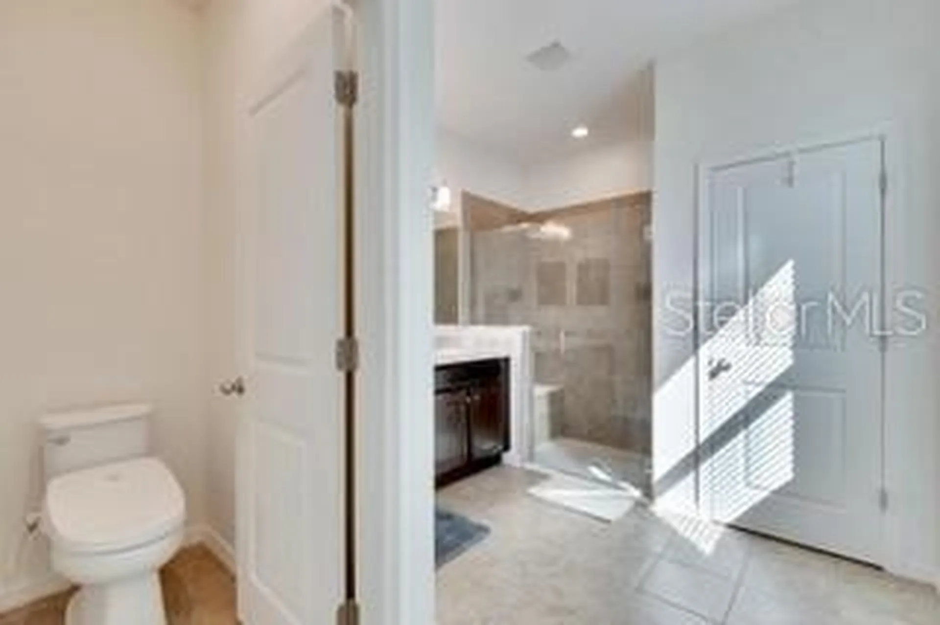 404 Darcy Bluff Place Valrico FL 33594