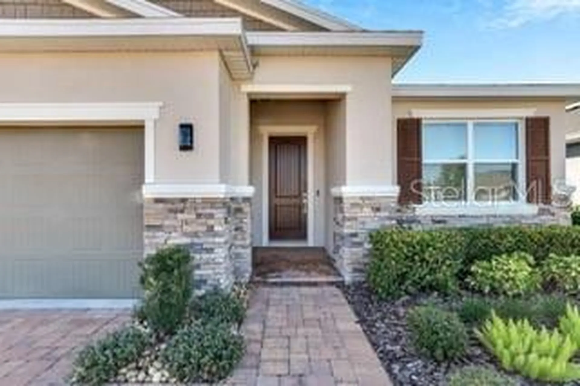 404 Darcy Bluff Place Valrico FL 33594