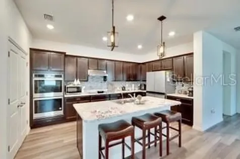 404 Darcy Bluff Place Valrico FL 33594