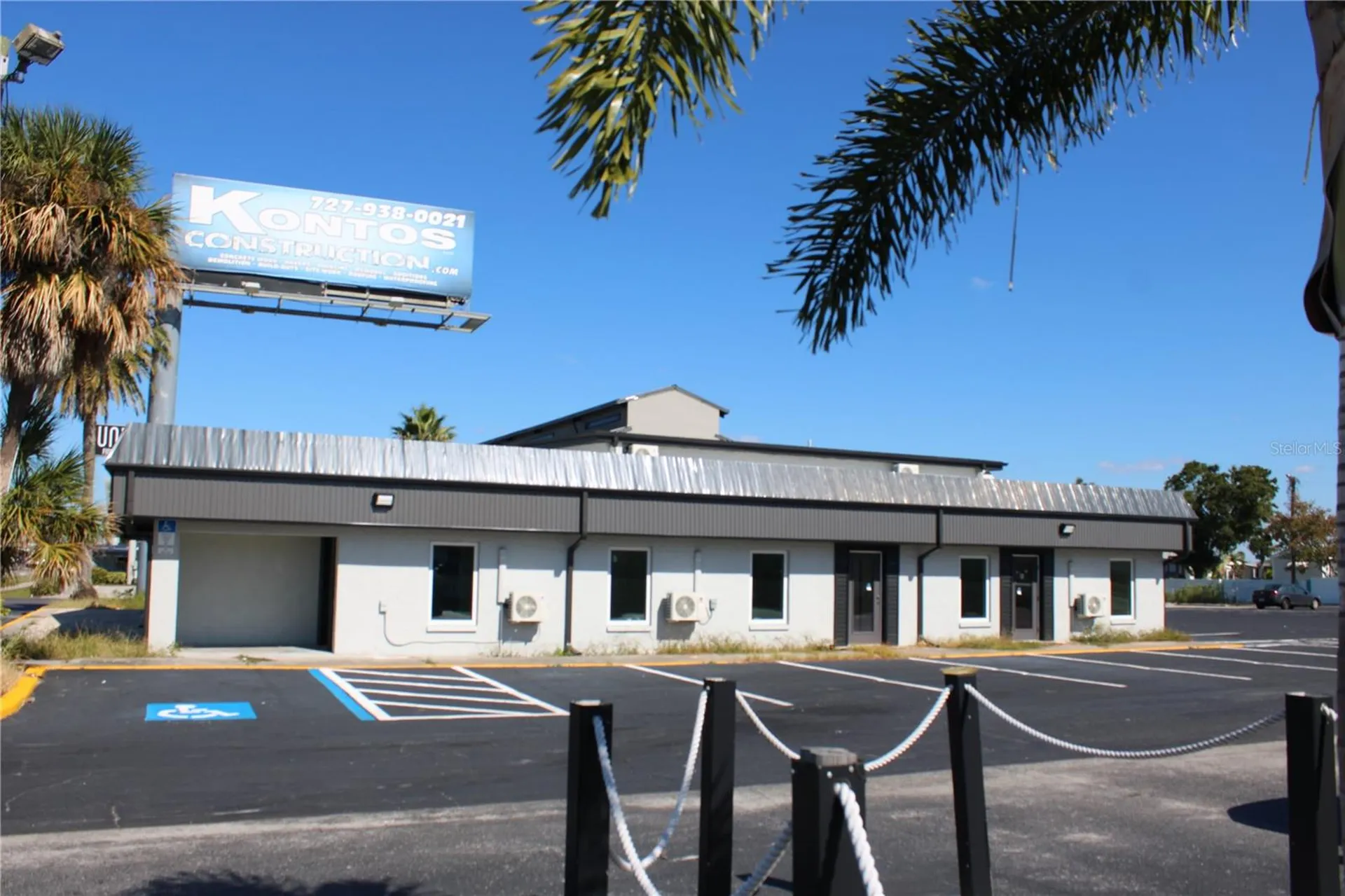 1516-1518 Us Highway 19 Holiday FL 34691