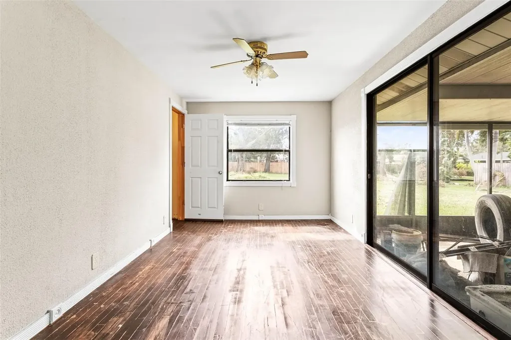 4402 W Lancaster Street Tampa FL 33616