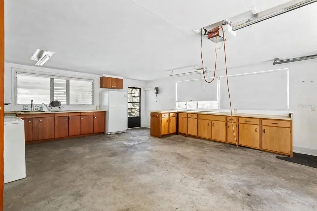 4402 W Lancaster Street Tampa FL 33616