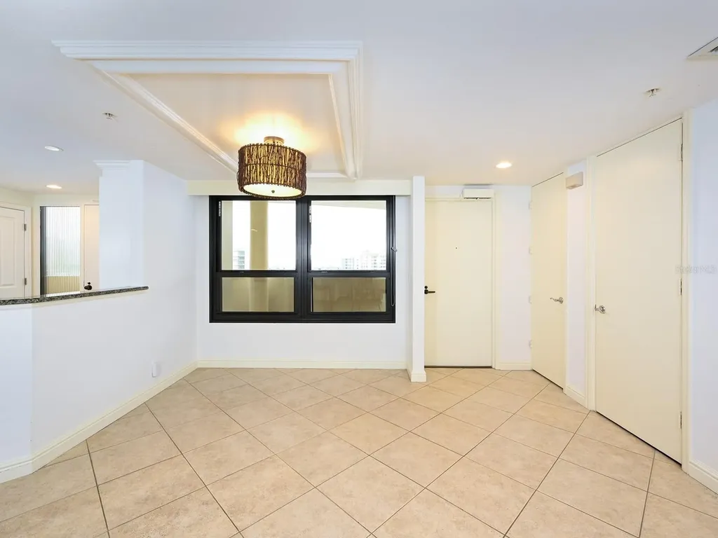 1255 N Gulfstream Avenue Sarasota FL 34236