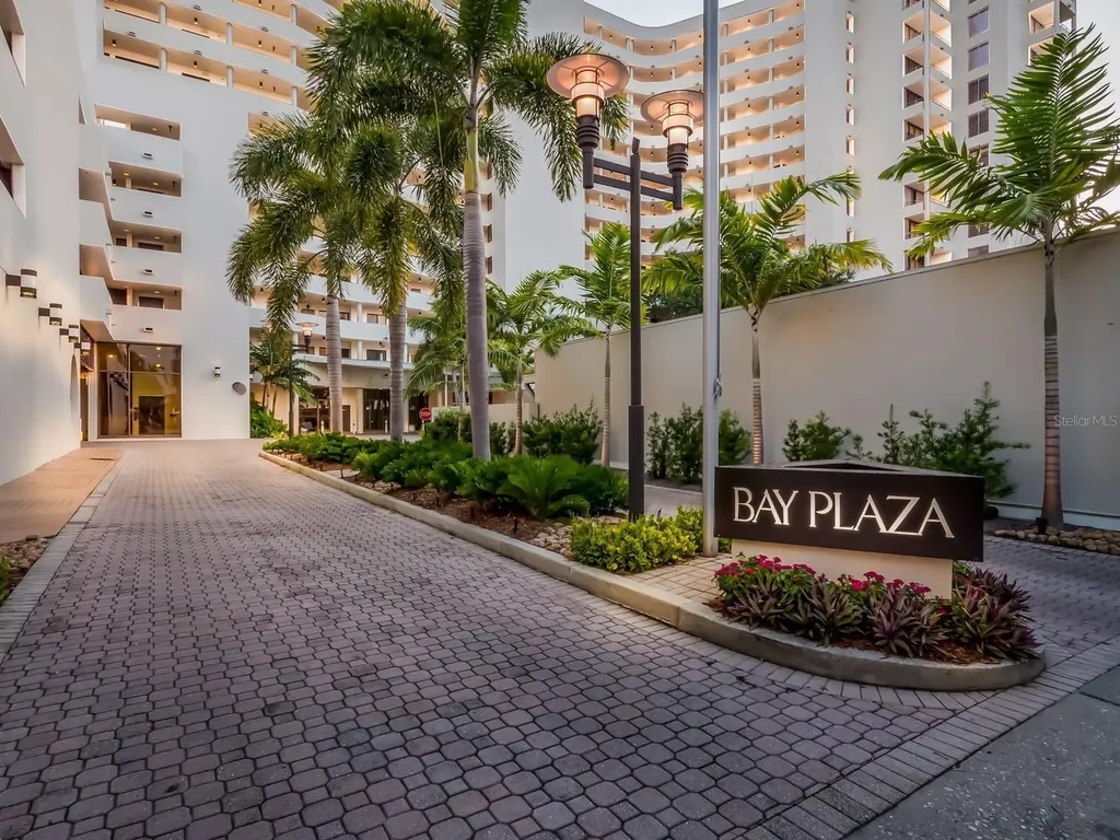 1255 N Gulfstream Avenue Sarasota FL 34236