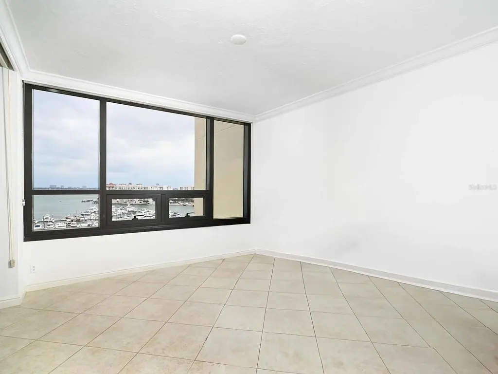1255 N Gulfstream Avenue Sarasota FL 34236