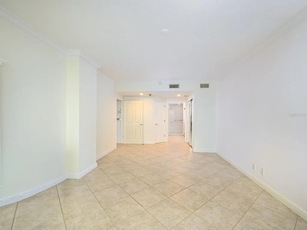 1255 N Gulfstream Avenue Sarasota FL 34236