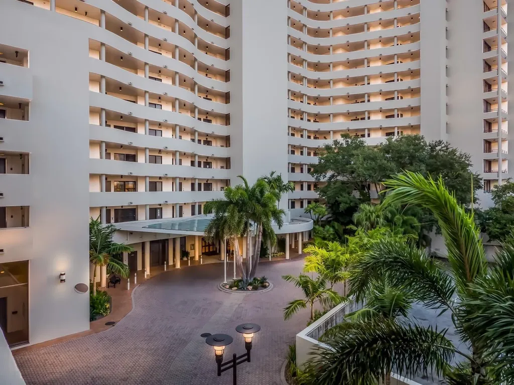 1255 N Gulfstream Avenue Sarasota FL 34236