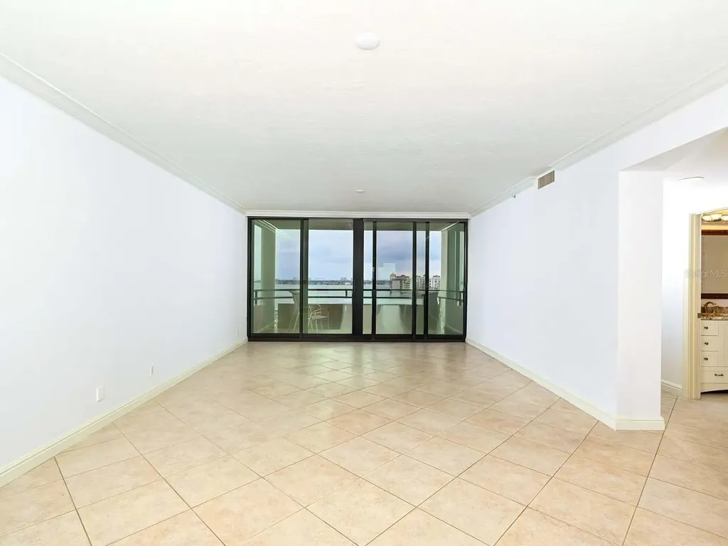 1255 N Gulfstream Avenue Sarasota FL 34236