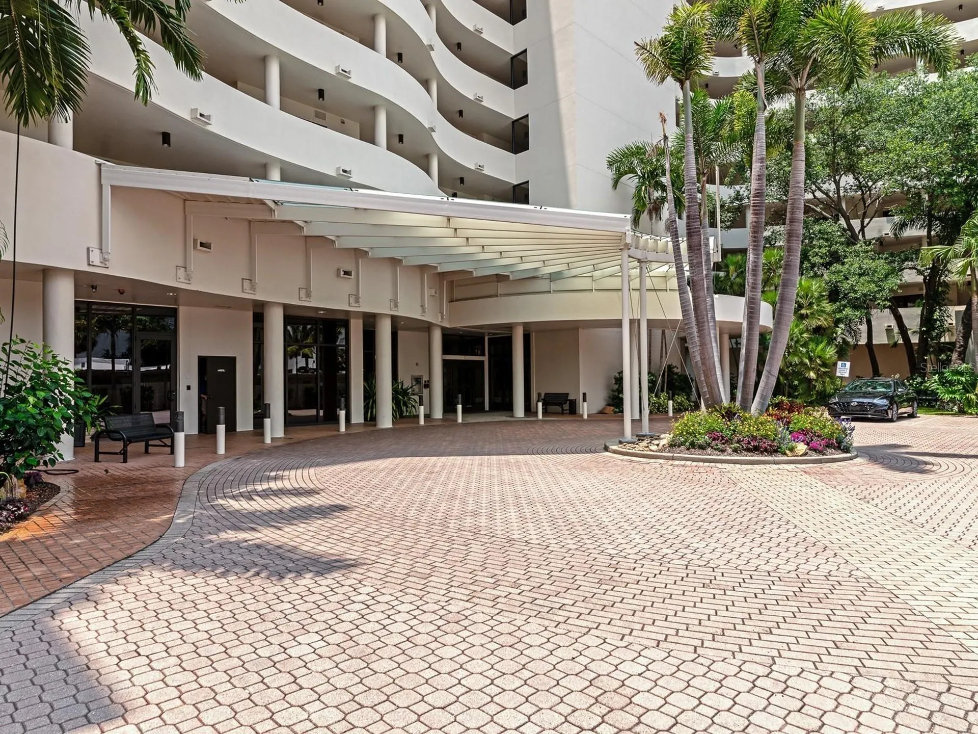 1255 N Gulfstream Avenue Sarasota FL 34236