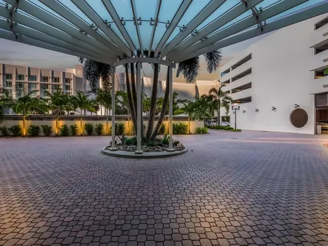 1255 N Gulfstream Avenue Sarasota FL 34236