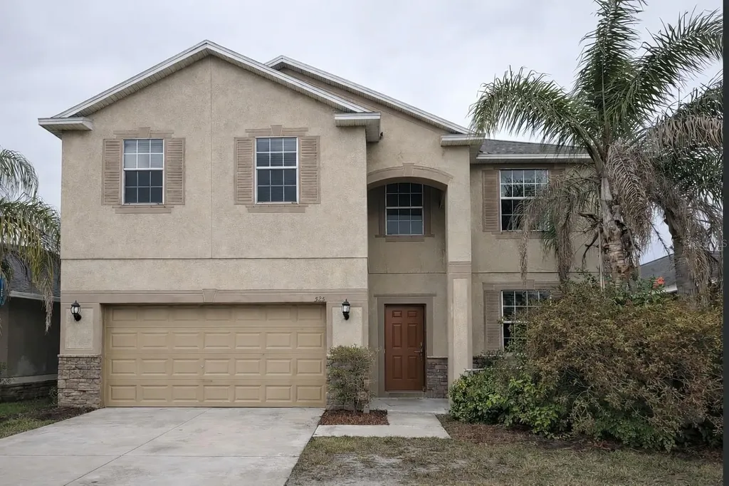 525 19th Street NW Ruskin FL 33570
