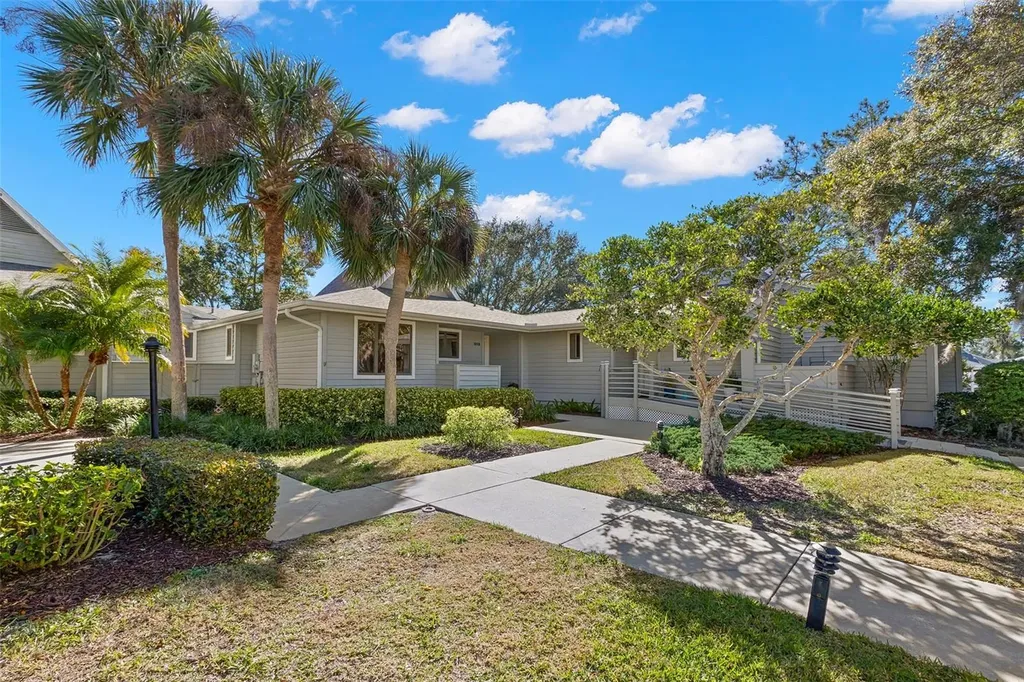1013 Caravel Court Tarpon Springs FL 34689