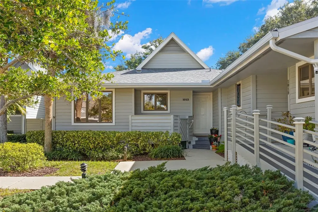 1013 Caravel Court Tarpon Springs FL 34689