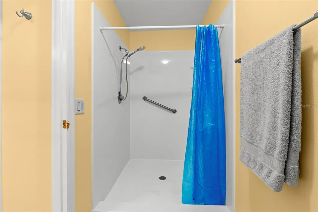1013 Caravel Court Tarpon Springs FL 34689
