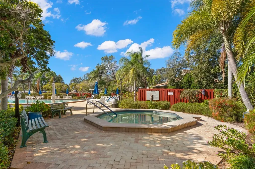 1013 Caravel Court Tarpon Springs FL 34689