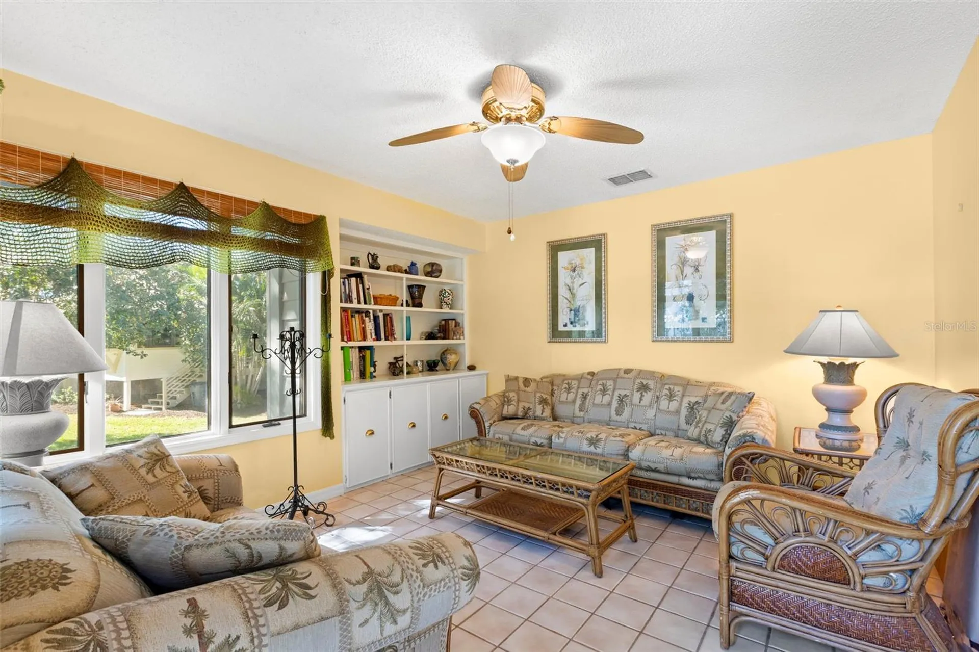 1013 Caravel Court Tarpon Springs FL 34689