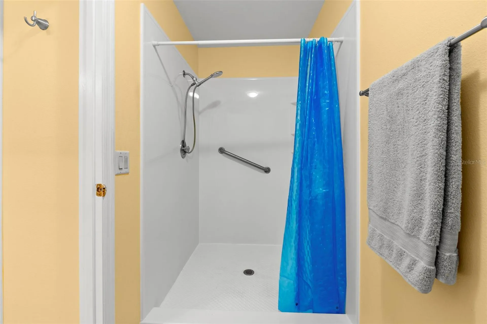 1013 Caravel Court Tarpon Springs FL 34689