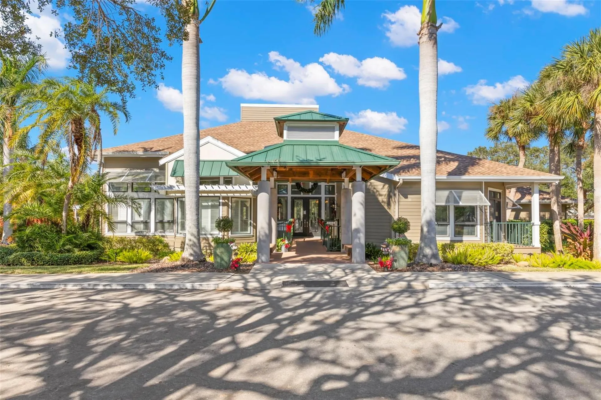 1013 Caravel Court Tarpon Springs FL 34689
