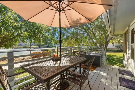 1013 Caravel Court Tarpon Springs FL 34689